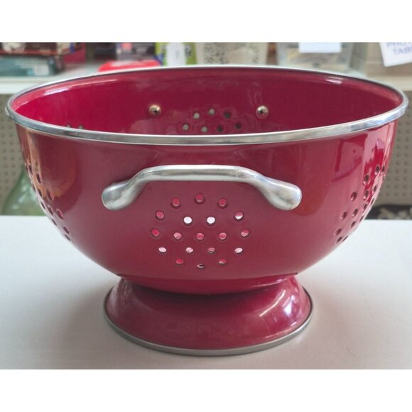 Red Enamel Colander With Handles & Base - Picture 4 of 7